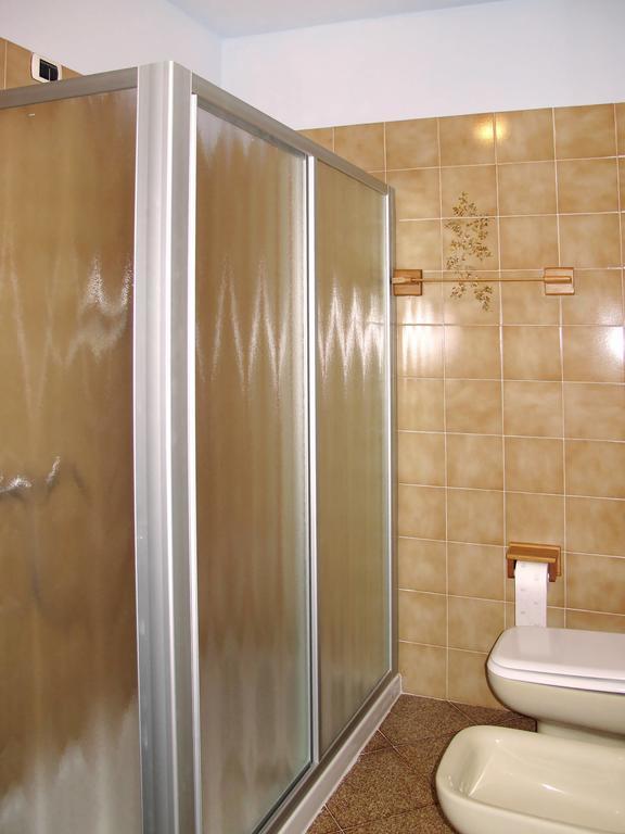 Residence Casa Rosa Gera Lario Dış mekan fotoğraf