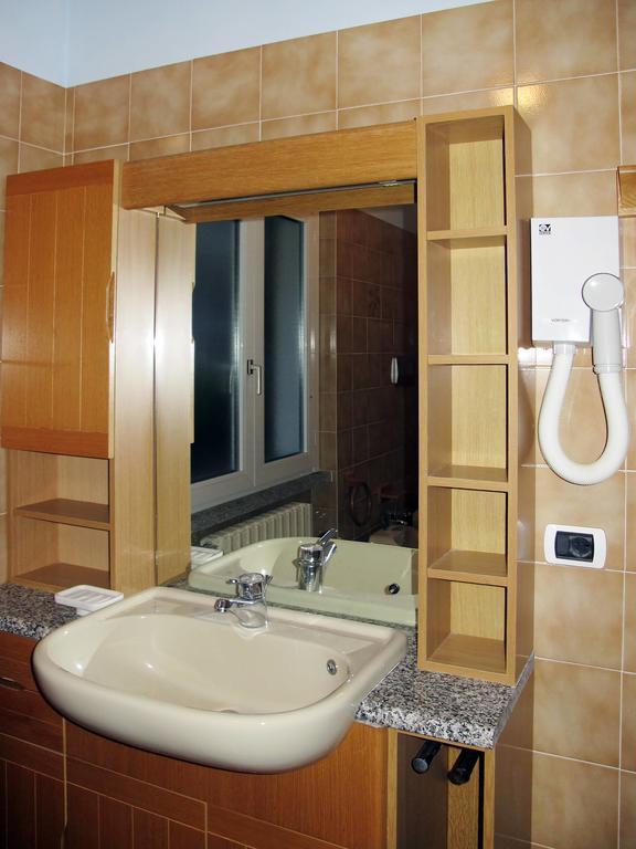 Residence Casa Rosa Gera Lario Dış mekan fotoğraf